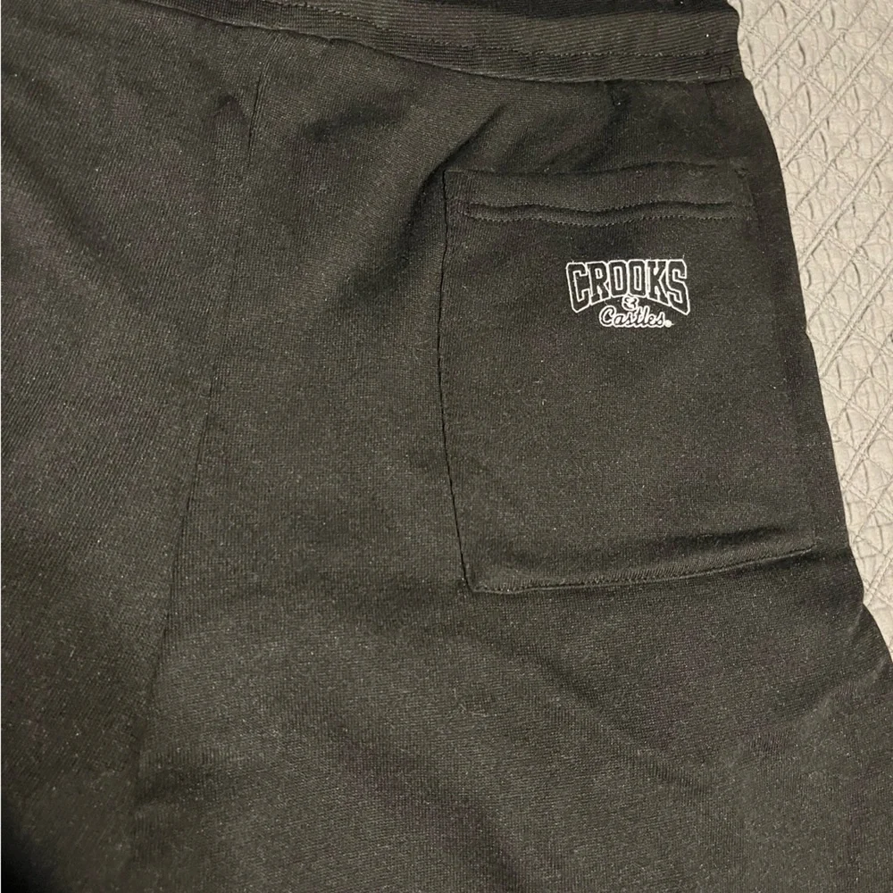Crooks and castles shorts - Picture 3 of 5